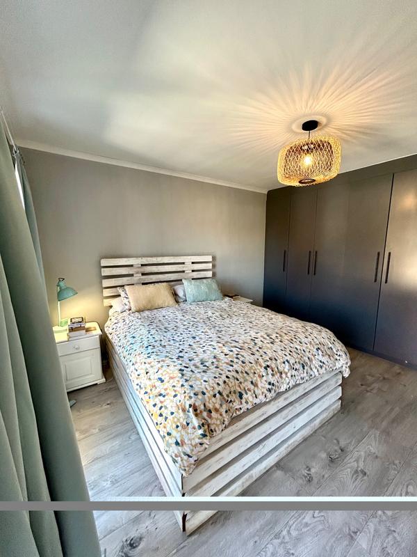 3 Bedroom Property for Sale in De Zoete Inval Western Cape